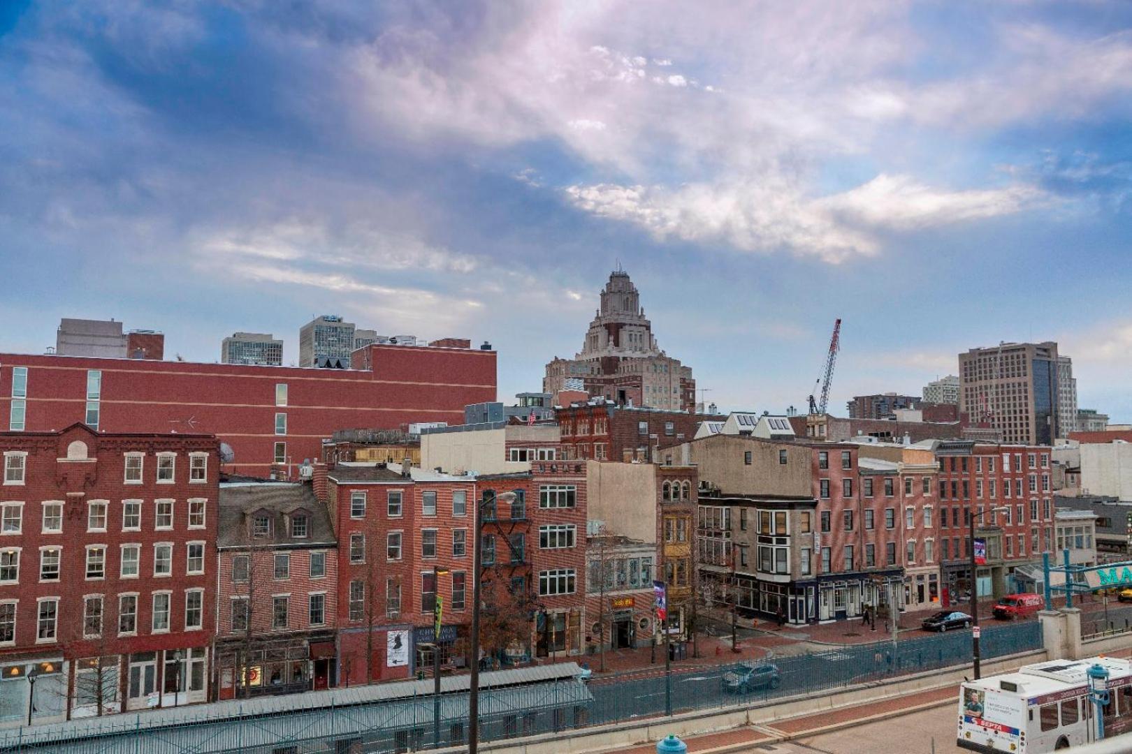 Penn's View 3* Philadelphia