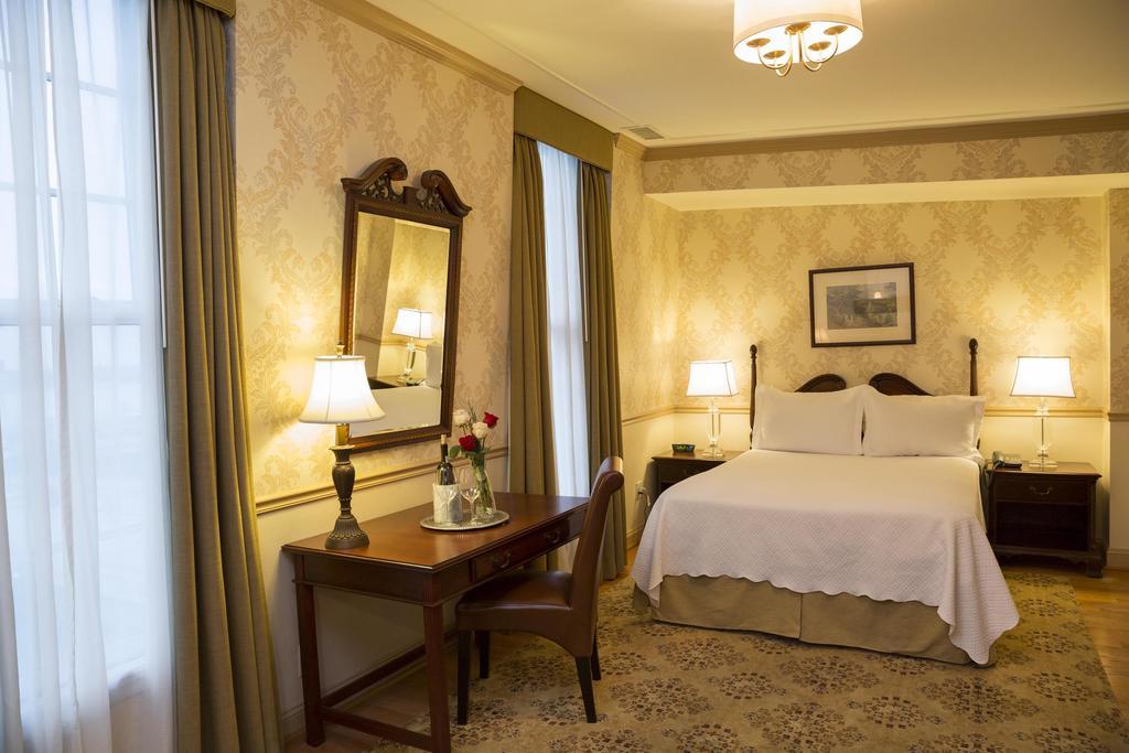 Hotel Penn's View 3*